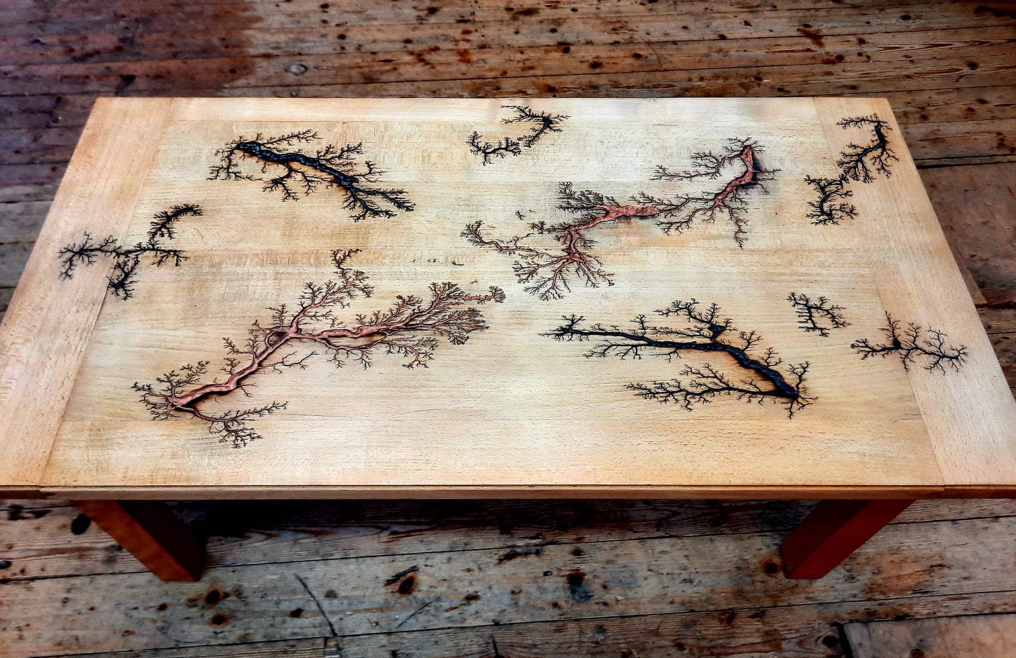 table basse veinée